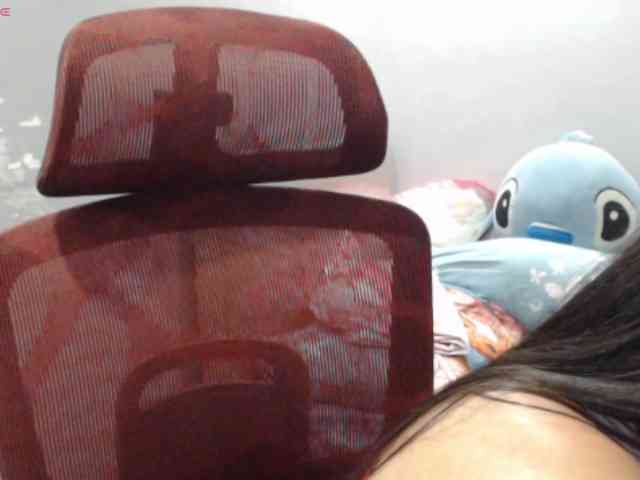 BubbleButtPinay webcam