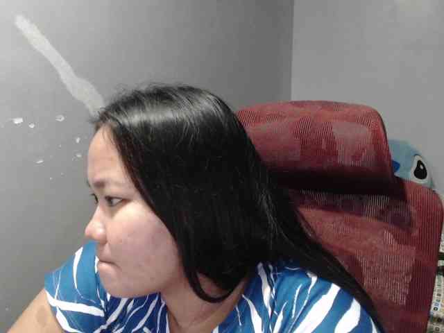 BubbleButtPinay webcam