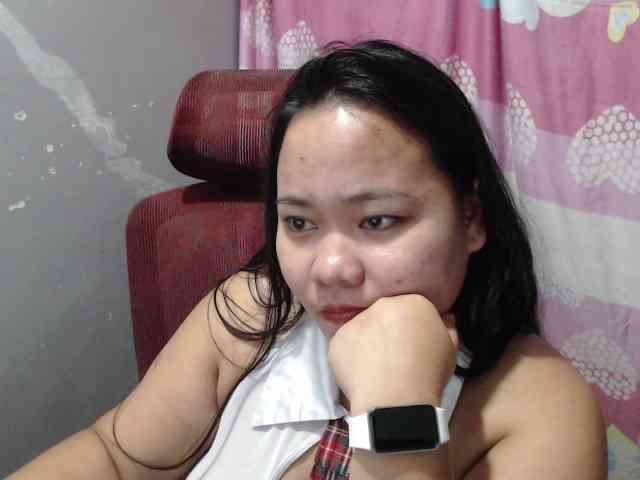 BubbleButtPinay webcam