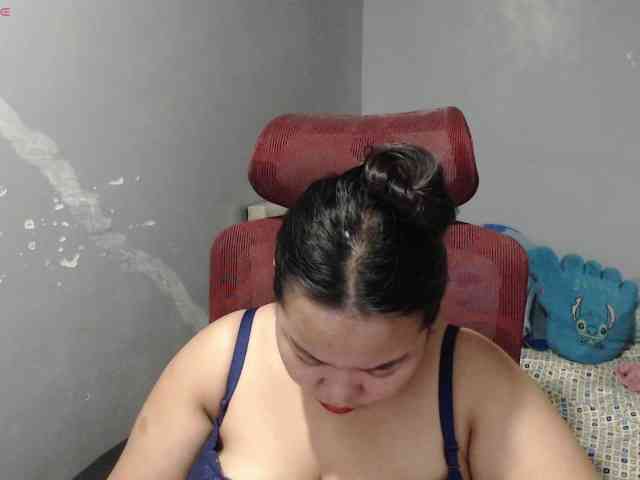 BubbleButtPinay webcam