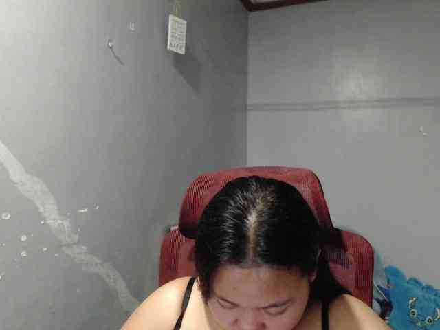 BubbleButtPinay webcam
