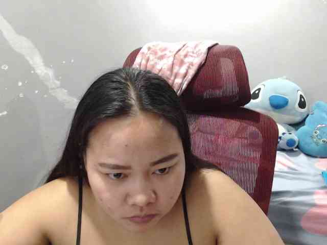 BubbleButtPinay webcam