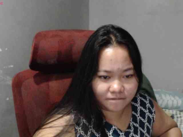 BubbleButtPinay webcam