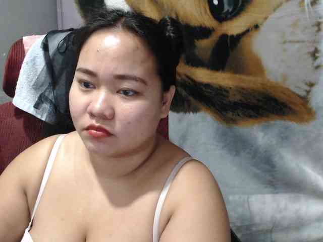 BubbleButtPinay webcam