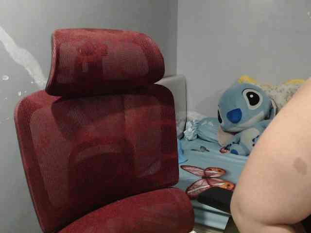 BubbleButtPinay webcam