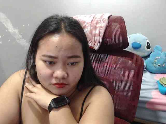 BubbleButtPinay webcam