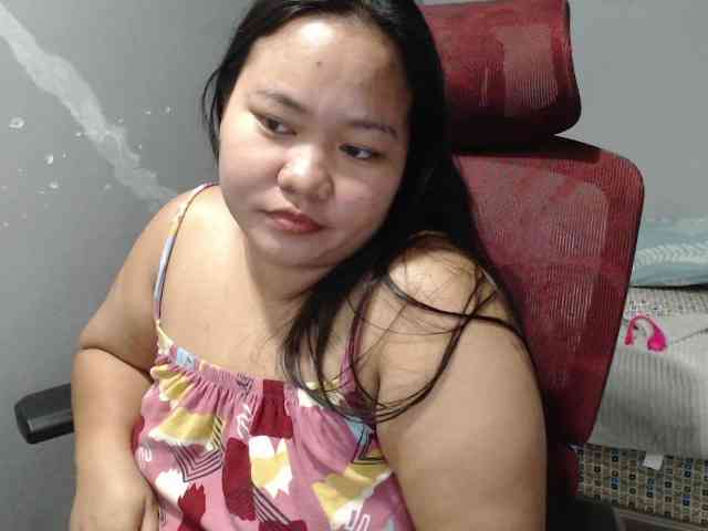 BubbleButtPinay webcam