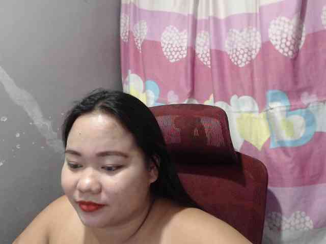 BubbleButtPinay webcam