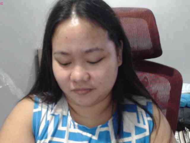 BubbleButtPinay webcam