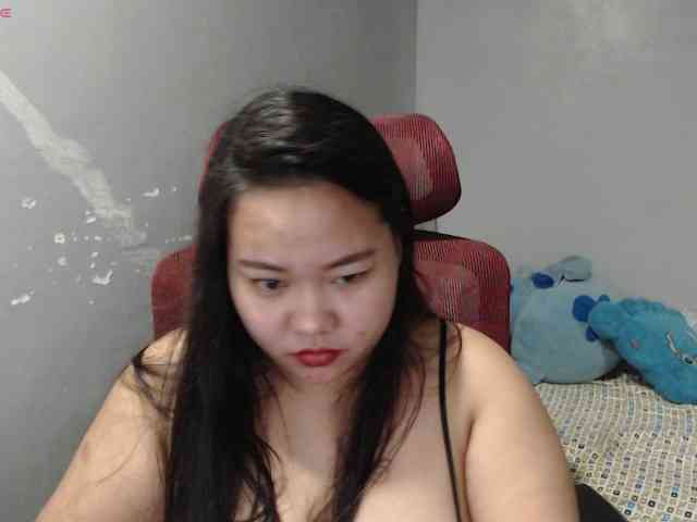 BubbleButtPinay webcam