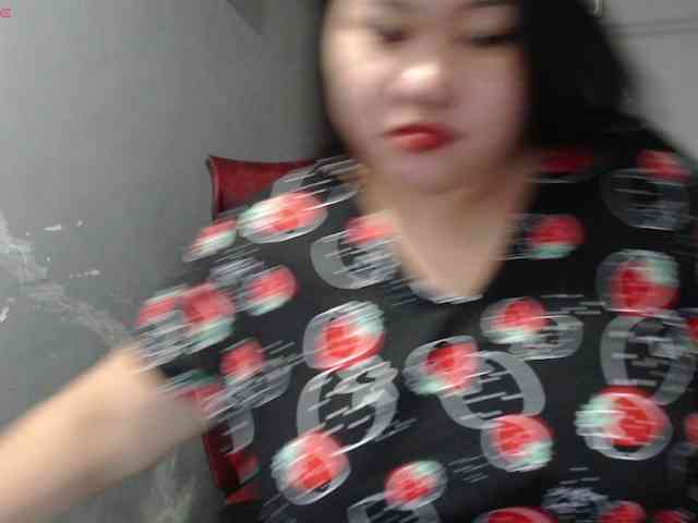 BubbleButtPinay webcam