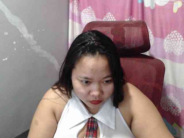 BubbleButtPinay webcam