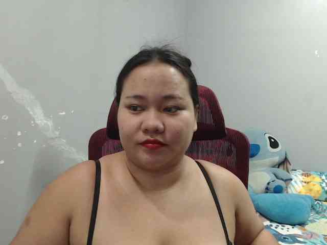 BubbleButtPinay webcam
