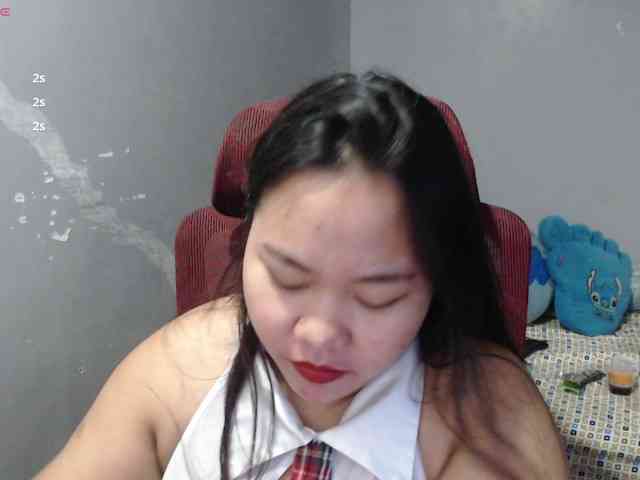 BubbleButtPinay webcam