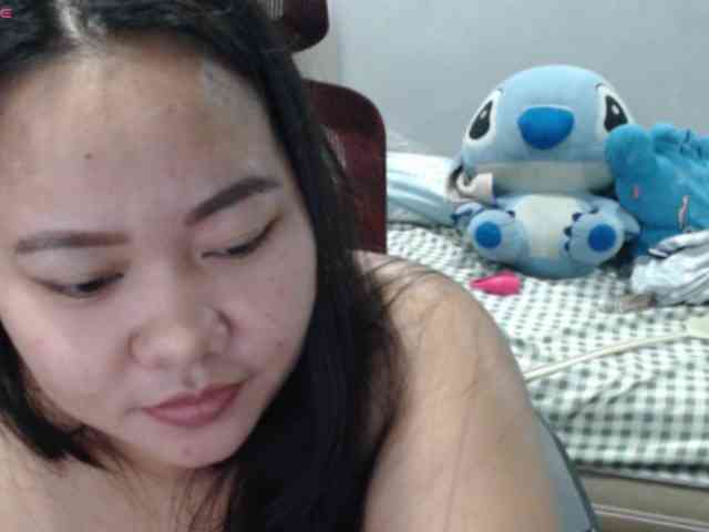 BubbleButtPinay webcam