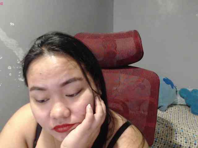 BubbleButtPinay webcam