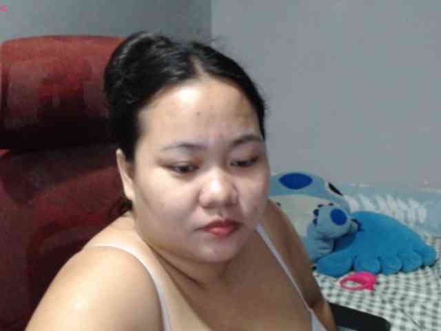 BubbleButtPinay webcam