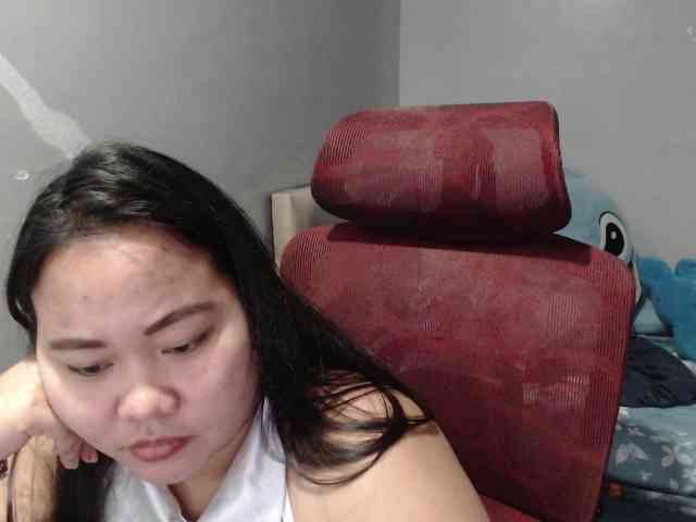 BubbleButtPinay webcam