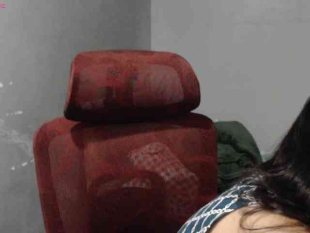 BubbleButtPinay webcam
