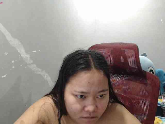 BubbleButtPinay webcam