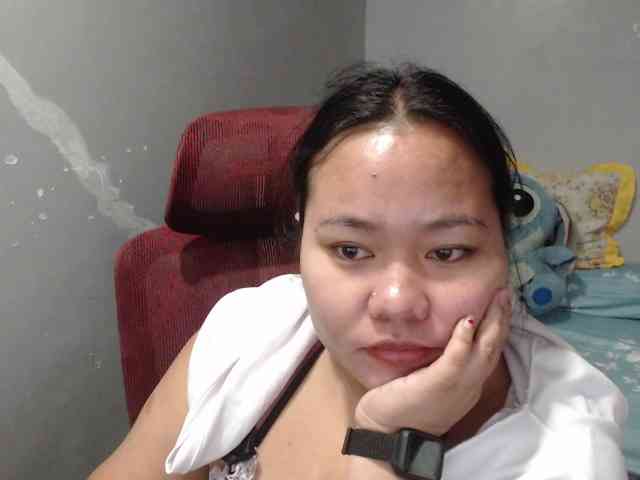 BubbleButtPinay webcam