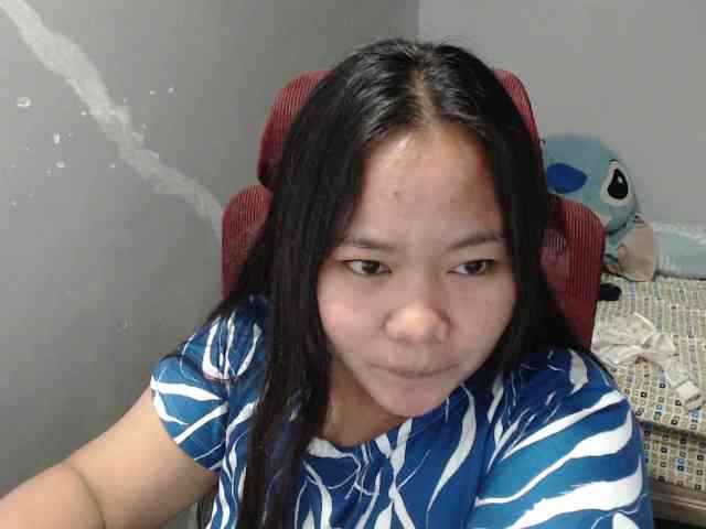 BubbleButtPinay webcam