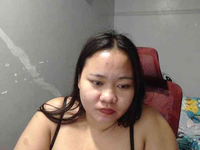 BubbleButtPinay webcam