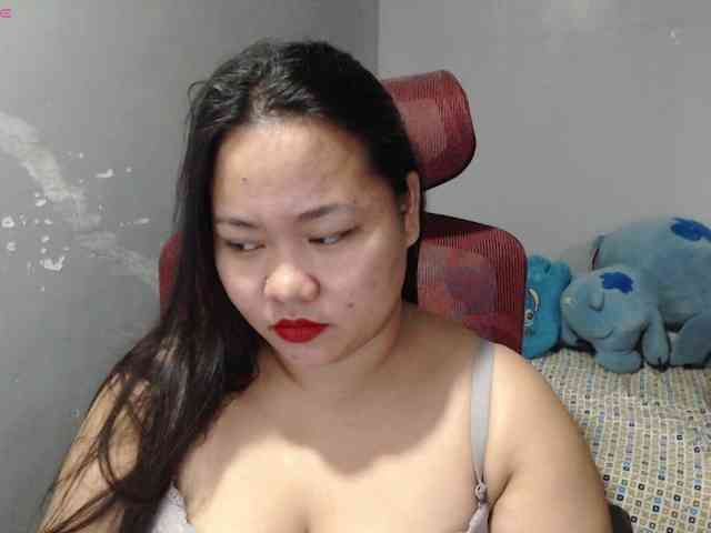 BubbleButtPinay webcam