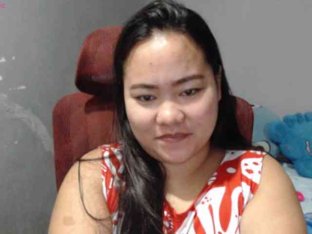 BubbleButtPinay webcam