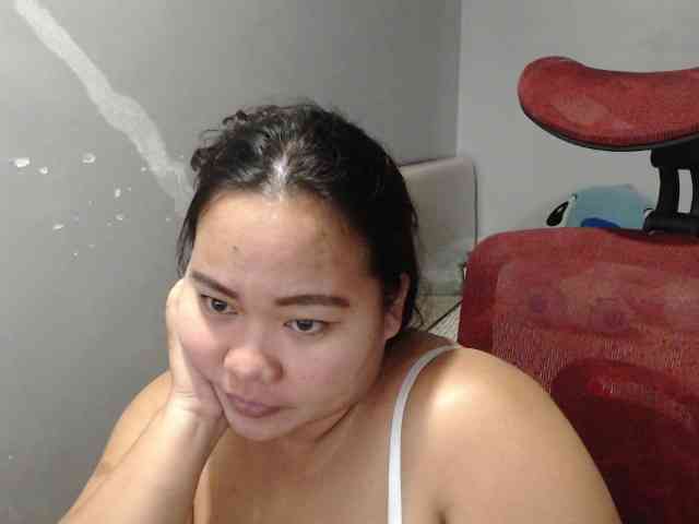 BubbleButtPinay webcam