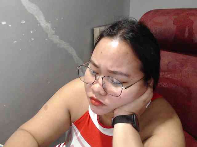 BubbleButtPinay webcam