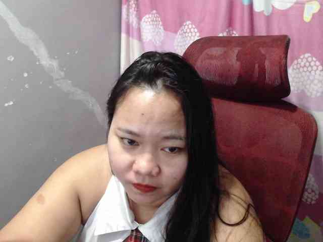 BubbleButtPinay webcam