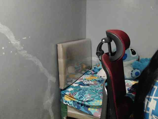 BubbleButtPinay webcam