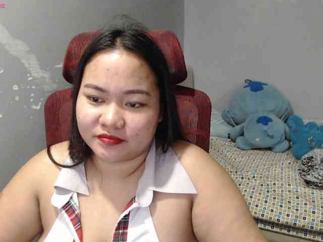 BubbleButtPinay webcam