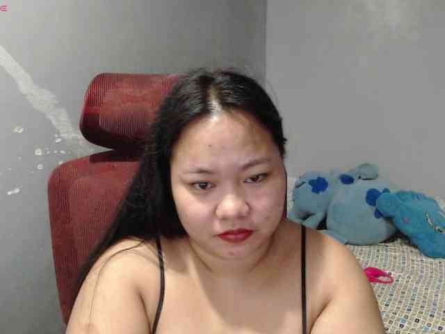 BubbleButtPinay webcam