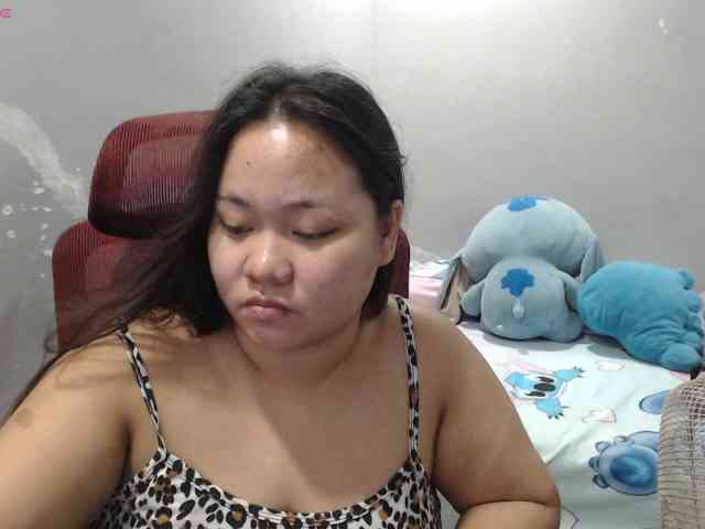 BubbleButtPinay webcam