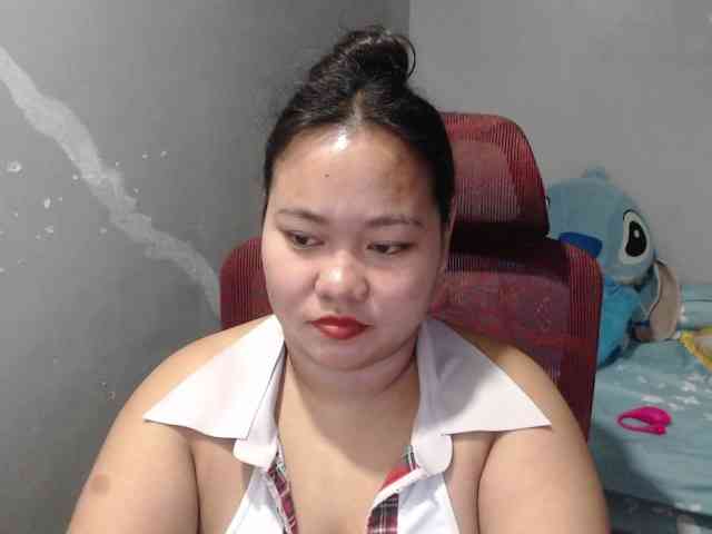 BubbleButtPinay webcam