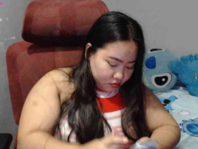 BubbleButtPinay webcam