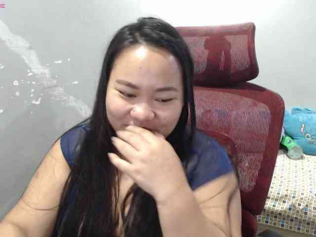 BubbleButtPinay webcam
