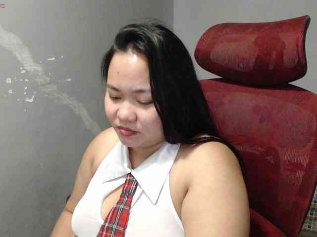 BubbleButtPinay webcam