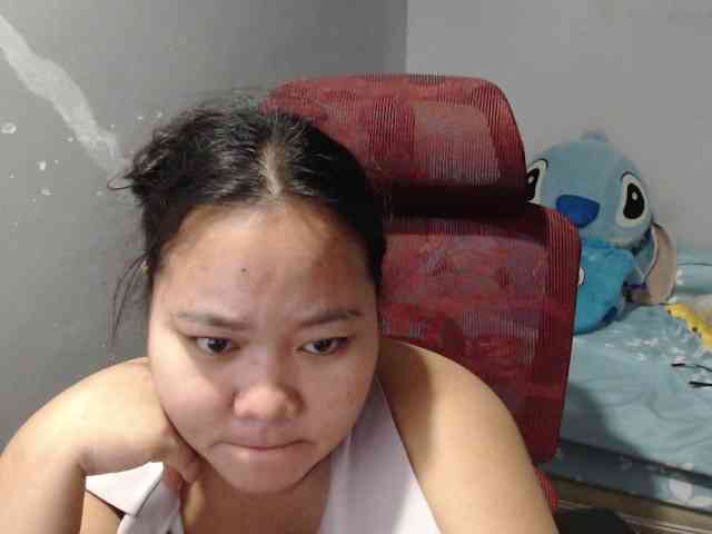 BubbleButtPinay webcam