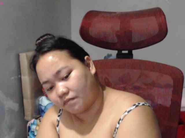 BubbleButtPinay webcam