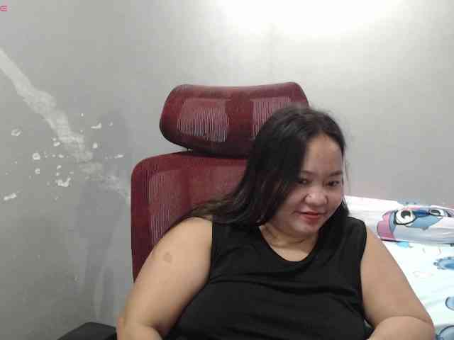 BubbleButtPinay webcam