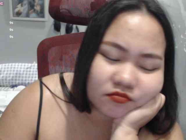 BubbleButtPinay