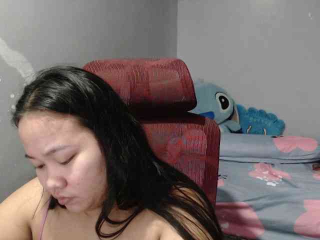 BubbleButtPinay webcam