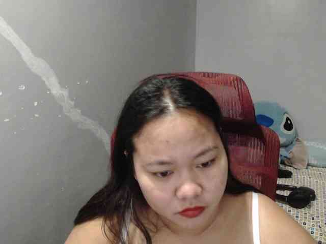 BubbleButtPinay webcam