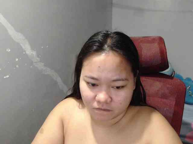 BubbleButtPinay webcam