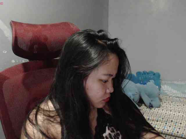 BubbleButtPinay webcam