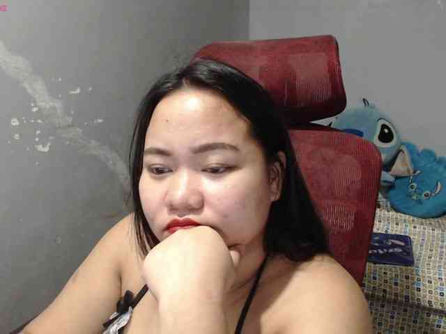 BubbleButtPinay webcam