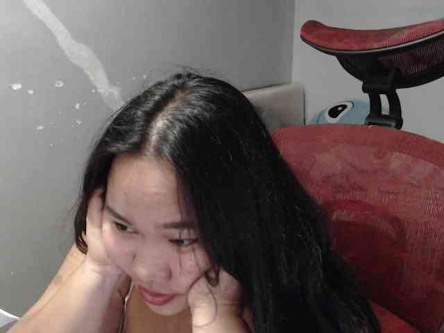 BubbleButtPinay webcam